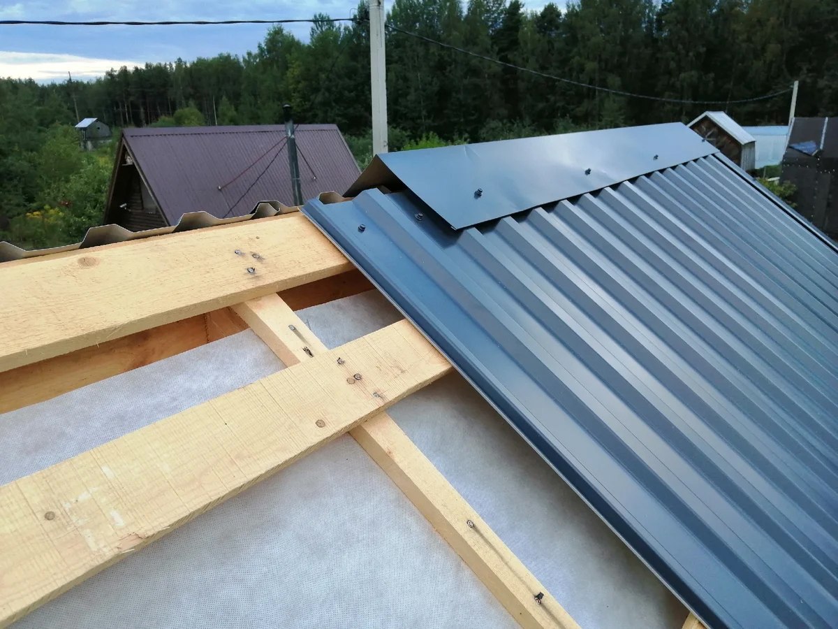 Кровля из профнастила